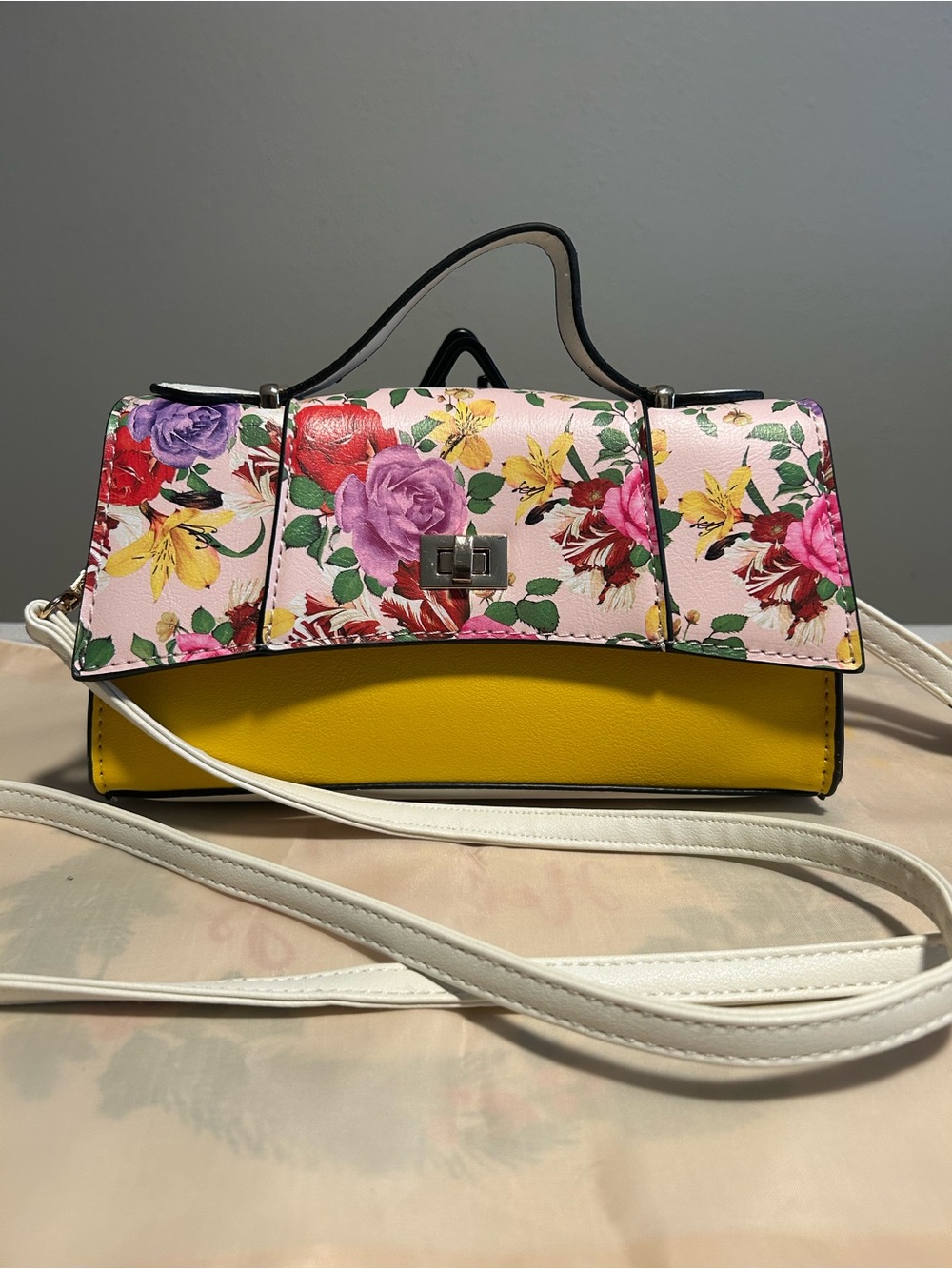 Floral Print Yellow Accent Top-Handle Crossbody Bag - Picture 2 of 6